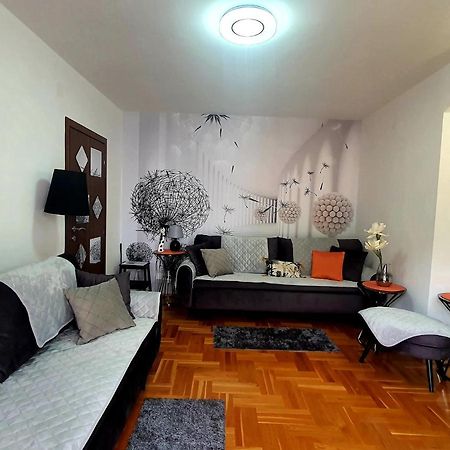 בודווה Apartman Nina מראה חיצוני תמונה